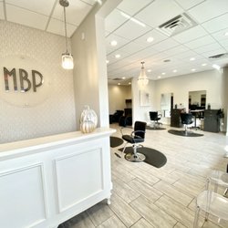 Makeup & Beauty Parlour