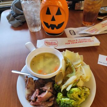 Golden Corral Buffet & Grill - Buffets Near Me - Pigeon Forge, Tennessee
