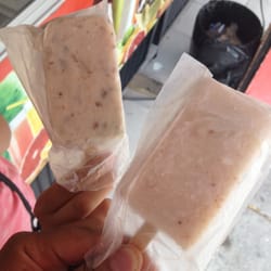 Paletería El Granjeno - Paleta de coco.