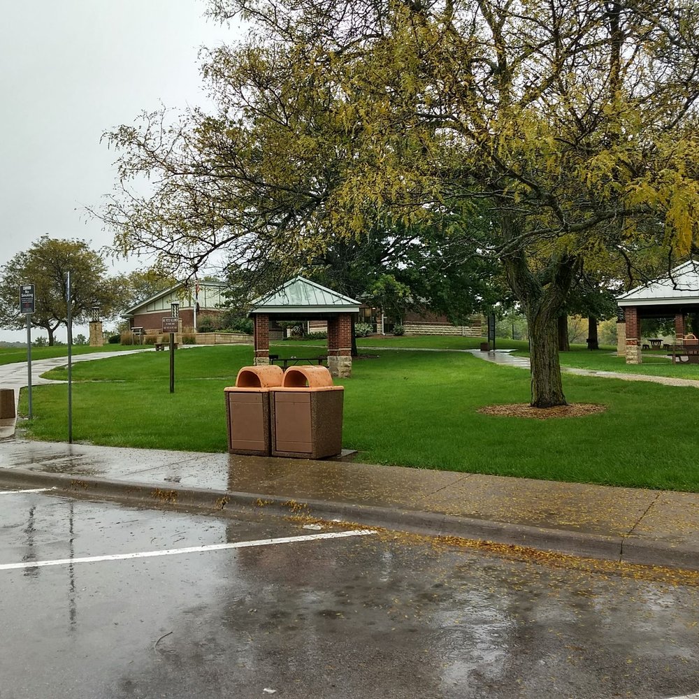 Lamoni Rest Area #34 - spot for picnicking and another for garbaging on the way back to your car - Rest Stops Near Me - Lamoni, Iowa Lamoni Rest Area #34 - spot for picnicking and another for garbaging on the way back to your car - Rest Stops Near Me - Lamoni, Iowa