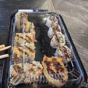 Sumo Sushi & Grill - Sushi Bars Near Me - Bremerton, Washington