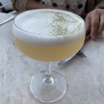 Este - HOJA EN BLANCO - Seafood Near Me - Austin, Texas