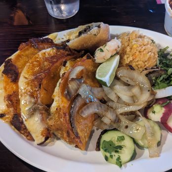 Dona Leti's - Quesabirria Plate Tacos 2023 - Cocktail Bars Near Me - Houston, Texas