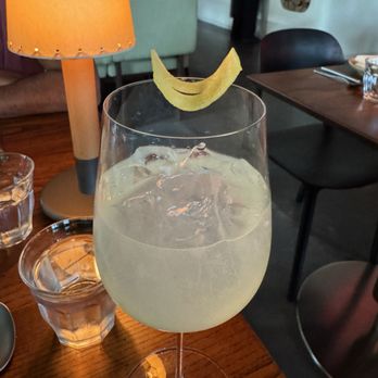 Fum - Limoncello spritz - Italian Near Me - Atlanta, Georgia