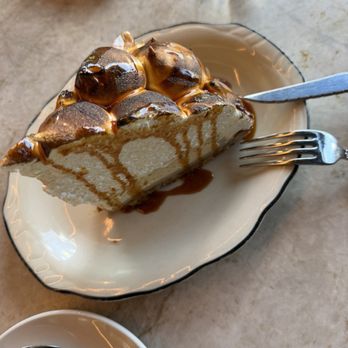 Bridgette Bar - banana pie - Bars Near Me - Canmore, Alberta Bridgette Bar - banana pie - Bars Near Me - Canmore, Alberta