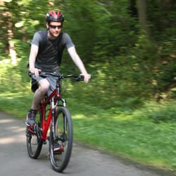 Niagara River Recreation Trail - Cycle Path - Niagara Parks Trail - Canada - Photo Credit: Richard Trus