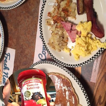 Black Bear Diner Gilroy - Diners Near Me - Gilroy, California