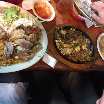 El Patron - Carnitas on the left, and fajitas on the right - Mexican Near Me - Wartburg, Tennessee