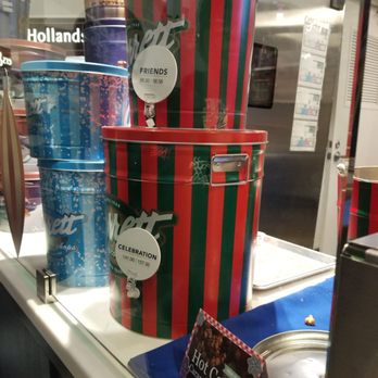 Garrett Popcorn Shops - Tins available - Popcorn Shops Near Me - Chicago, Illinois Garrett Popcorn Shops - Tins available - Popcorn Shops Near Me - Chicago, Illinois