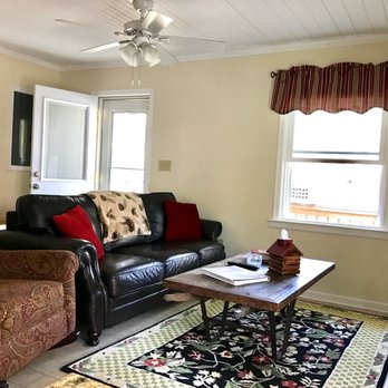 The Retreat at Crabtree Falls - Enjoy an rest on the couch after a long trek up Crabtree Falls! - Vacation Rentals Near Me - Tyro, Virginia The Retreat at Crabtree Falls - Enjoy an rest on the couch after a long trek up Crabtree Falls! - Vacation Rentals Near Me - Tyro, Virginia