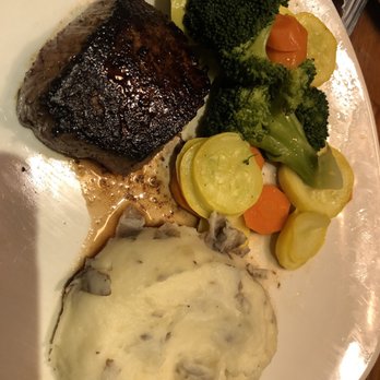 Outback Steakhouse - 6 oz Center cut sirloin with mashed potatoes and seasonal veggie - Steakhouses Near Me - Macedonia, Ohio