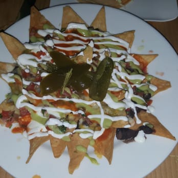 La Contenta Les - Nachos - Mexican Near Me - New York, New York