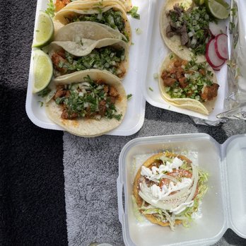 Maria’s Mexican Food - Food Trucks Near Me - Sultan, Washington