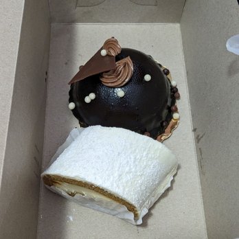 Mikkelsen's Pastry Shop - Bakeries Near Me - Naples, Florida