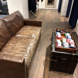 UNTUCKit
