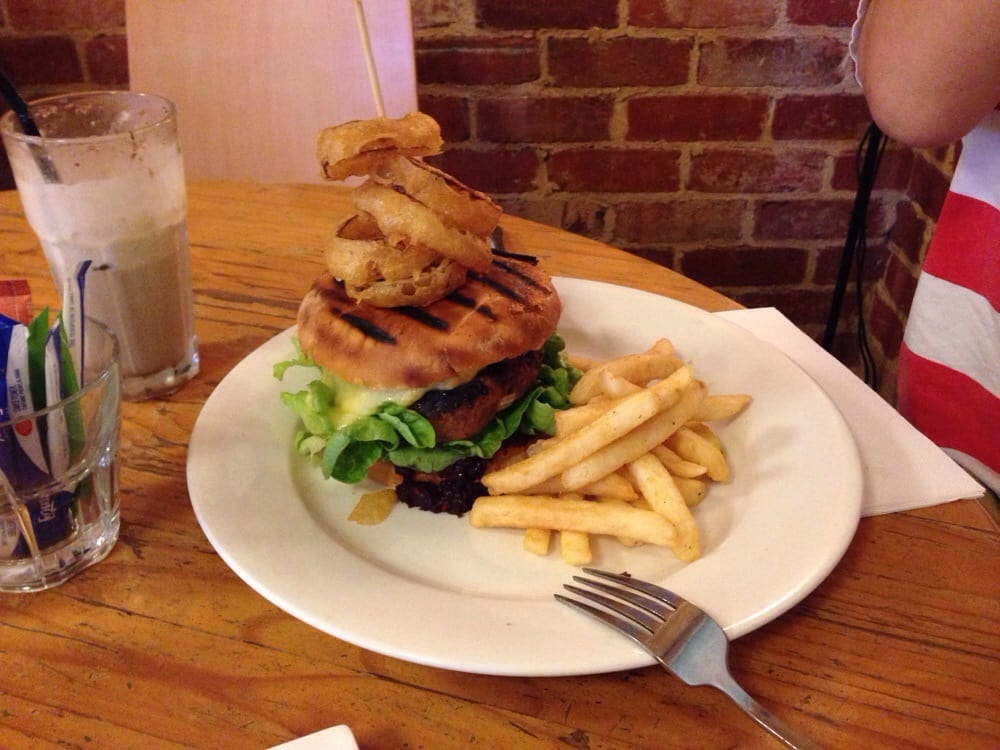 THE WHISTLE STOP CAFE, RESTAURANT & ANTIQUES 7 Hays St, Goolwa South