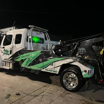 Pena Towing - Towing Near Me - Brentwood, California Pena Towing - Towing Near Me - Brentwood, California