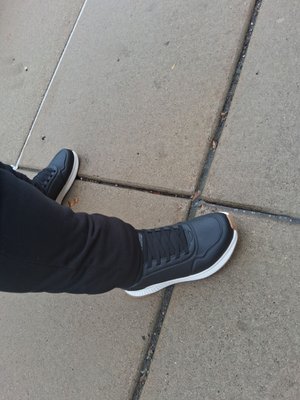 SKECHERS Warehouse Outlet