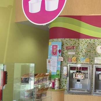Menchie's - Waffle bowls available - Ice Cream & Frozen Yogurt Near Me - Lynnwood, Washington Menchie's - Waffle bowls available - Ice Cream & Frozen Yogurt Near Me - Lynnwood, Washington