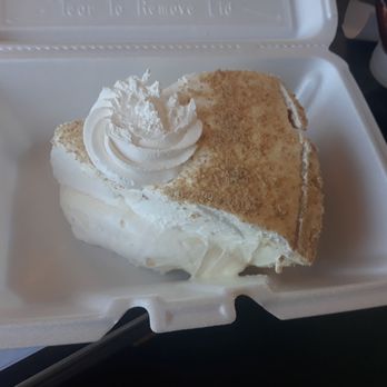 The Meadows Diner - Banana cream pie - Diners Near Me - Blackwood, New Jersey The Meadows Diner - Banana cream pie - Diners Near Me - Blackwood, New Jersey