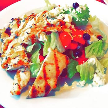 Vergina - Special salad.. Chicken, feta, watermelon, blueberries.. Pretty tasty but way too overpriced. - Italian Near Me - Naples, Florida