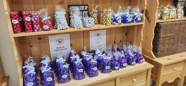 Thompson Chocolate by null