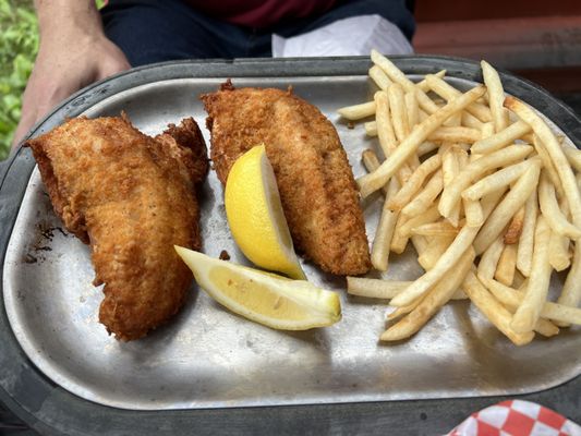 Bayside Saloon & Grill by null