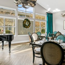 Holiday Edgewood Downs