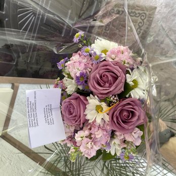 Avas Flowers - Florists Near Me Avas Flowers - Florists Near Me