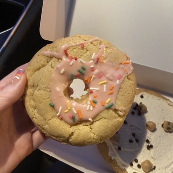 Crumbl - Lakeside - Pink donut cookie - Bakeries Near Me - Omaha, Nebraska Crumbl - Lakeside - Pink donut cookie - Bakeries Near Me - Omaha, Nebraska