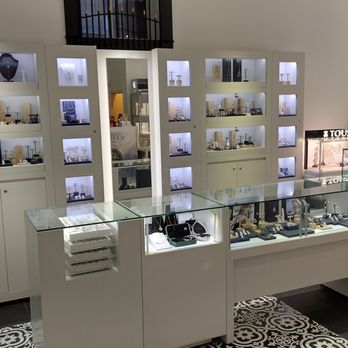 L.E. Jewellers - Jewelry Near Me - Toronto, Ontario