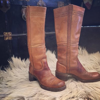 Funky Desert Vintage by null