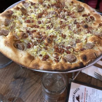 Offshore Ale - Duck Pizza - Breweries Near Me - Oak Bluffs, Massachusetts