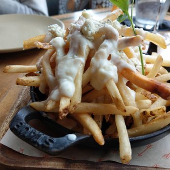 Saint & Second - Truffle fries the sauce could use more flavor - New American Near Me - Long Beach, California