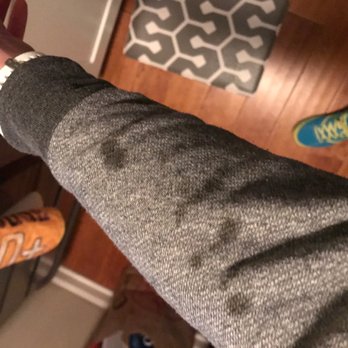Bob's Pizza - Grease from pizza leaked through box onto shirt - Pizza Near Me - Chicago, Illinois