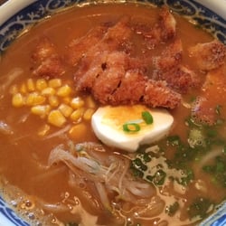 Kazoku Restaurant - spicy chicken ramen