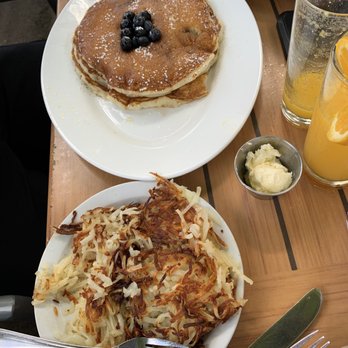 Waypoint Cafe - Blueberry pancakes - American Near Me - Camarillo, California