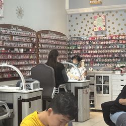 AB Nails Edgewater