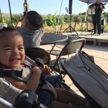 Cuda Ridge Wines - Live music on the patio, last Thursday of every month! - Wineries Near Me - Livermore, California