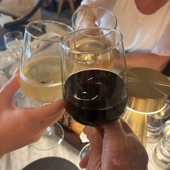 Armada Hotel - Cheers to 24!!! - Hotels Near Me - Milltown Malbay, CE