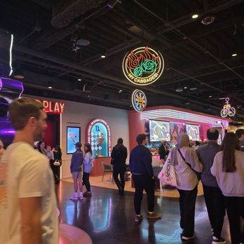 Netflix House - Eatertainment Near Me - Dallas, Texas