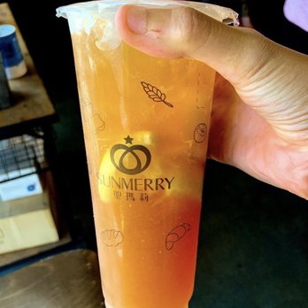 Sunmerry Bakery - Freshly Squeezed Lemon Black Tea - Bakeries Near Me - Temple City, California