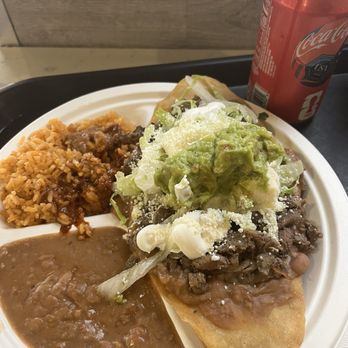 Dame Mas - Huarache de carne asada - Tacos Near Me - Los Angeles, California