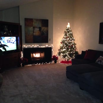 Lafayette Highlands Apartments - Christmas time in family room - Apartments Near Me - Lafayette, California