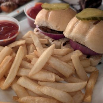 Improv - Houston - Fries and custom vegetarian sliders - Comedy Clubs Near Me - Houston, Texas Improv - Houston - Fries and custom vegetarian sliders - Comedy Clubs Near Me - Houston, Texas