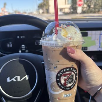 7 Brew Coffee - White chocolate peppermint mocha - Coffee & Tea Near Me - Leesburg, Florida