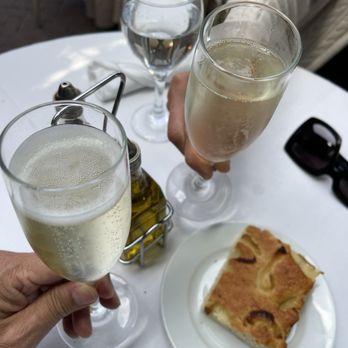 Il Cielo - Nice Prosecco - Italian Near Me - Beverly Hills, California Il Cielo - Nice Prosecco - Italian Near Me - Beverly Hills, California