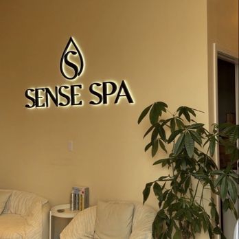 Sense Spa - Waiting area - Hair Loss Centers Near Me - Glendale, California Sense Spa - Waiting area - Hair Loss Centers Near Me - Glendale, California