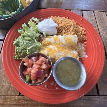 Joe's Tequila Bar - Chicken enchiladas - Wine Bars Near Me - Santa Fe, New Mexico