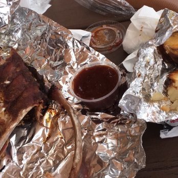 The BBQ Barn - Round two, BBQ sauce - Barbeque Near Me - Ronks, Pennsylvania